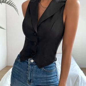 Women's Fitted Front Button Vest Black L